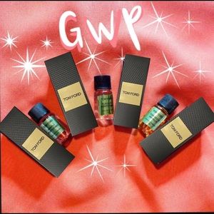 ✨Gift With Purchase✨